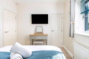Seaview 2-bed With Private Parking, Portishead