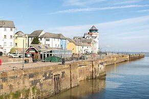 Seaview 2-bed With Private Parking, Portishead