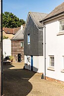 Seaview 2-bed With Private Parking, Portishead