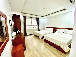 BEAR HOTEL & HOMESTAY 2