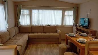 Golden Sands Plot A5 Bed Caravan