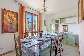 Comfortable House With Pool&lovely View