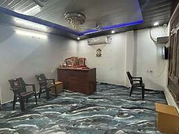 Hotel Awadh Pearl