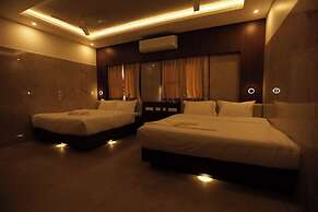 Arthana Residency Hotel
