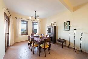 Villa Persephone in Plaka