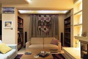 The Sunset Haven Kastoria Modern Lake Elegance