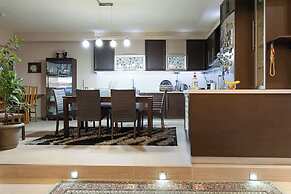 The Sunset Haven Kastoria Modern Lake Elegance