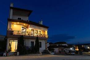 The Sunset Haven Kastoria Modern Lake Elegance