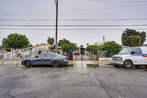 Explore LA & Long Beach: Compton Condo w/ Patio