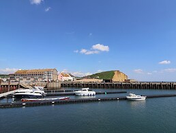 36 Quay West Apartments