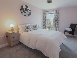 36 Quay West Apartments