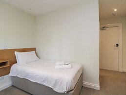Harcombe House Rooms - First Floor Single