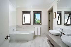 Sea Grove House 5 Bedroom Villa