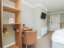 Harcombe House Rooms - First Floor King