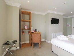 Harcombe House Rooms - First Floor King