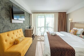Hotel Somi Inn