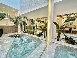 Beautiful Arab House With Swimming Pool