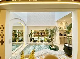 Beautiful Arab House With Swimming Pool