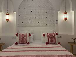 Beautiful Arab House With Swimming Pool