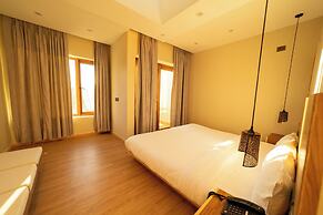 Empire Apartments