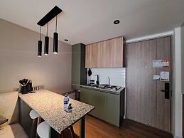 Tribeca 94 by Jalo