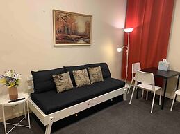 Chadstone Holiday W6 Villa