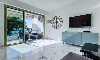 Apartment in Cannes With Stunning Sea View