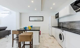 Apartment in Cannes With Stunning Sea View