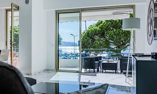 Apartment in Cannes With Stunning Sea View
