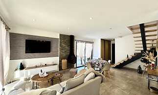 House Near Formigueres Ski Slopes