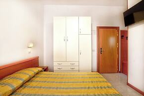Hotel Happy