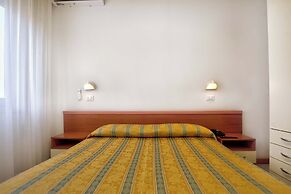 Hotel Happy