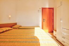 Hotel Happy