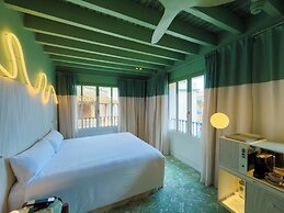 Terreno Barrio Hotel - New Opening 2026