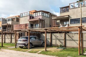 MHV Milagres - Lanai House 18