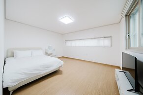 Gangneung Thenext Pension