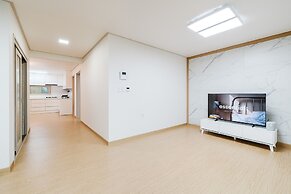 Gangneung Thenext Pension