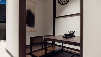 Suwon Haenggung-dong Revora Hotel