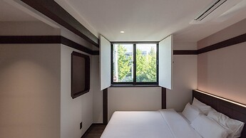Suwon Haenggung-dong Revora Hotel
