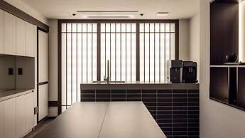 Suwon Haenggung-dong Revora Hotel
