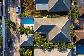 Modern Private 3 Bedroom Pool Villa GA1
