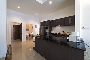 Modern Private 3 Bedroom Pool Villa GA1