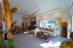 Modern Private 3 Bedroom Pool Villa GA1