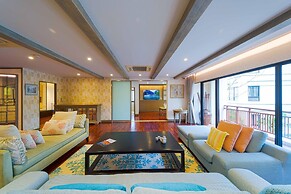 4 Bed Beachfront Condo SP43