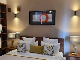 Andriana Luxury