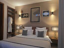Andriana Luxury