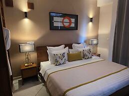 Andriana Luxury