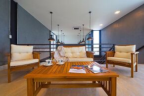 Beautiful new 7 Bedroom Villa Resort CT7