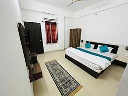 Hotel Kirti palace