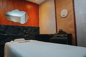 The Tropics at MacArthur Park